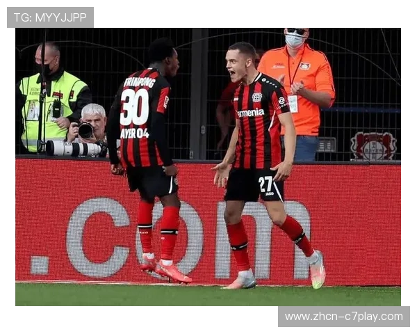 英超中游集团混战拉高联赛复杂度，传统豪门面临更大挑战。